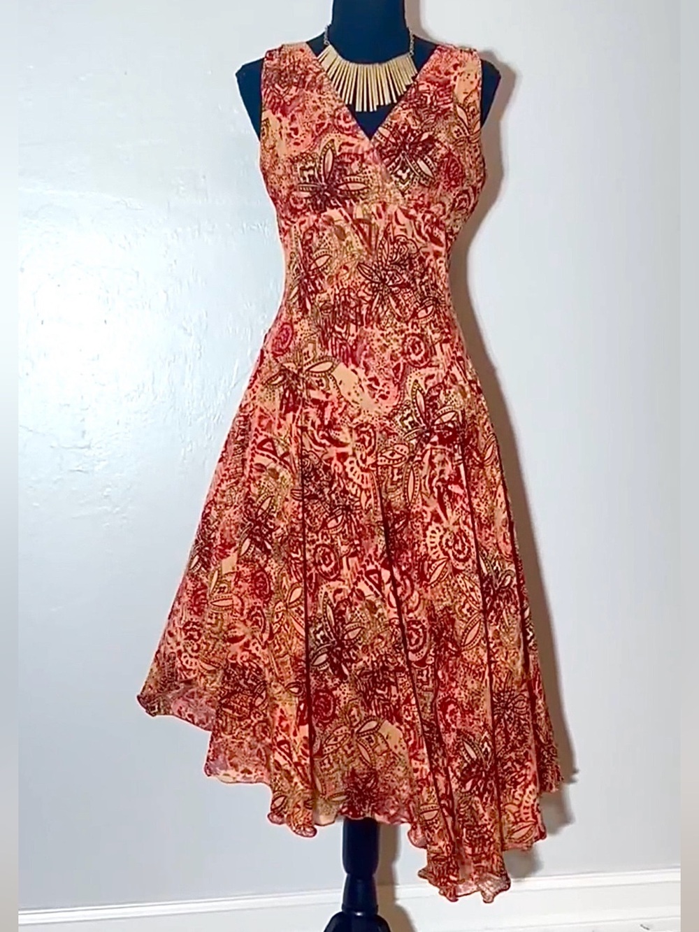 DRESS BARN ~ Asymmetrical Sleeveless Multi, Fall Colored Lined Dress size 6